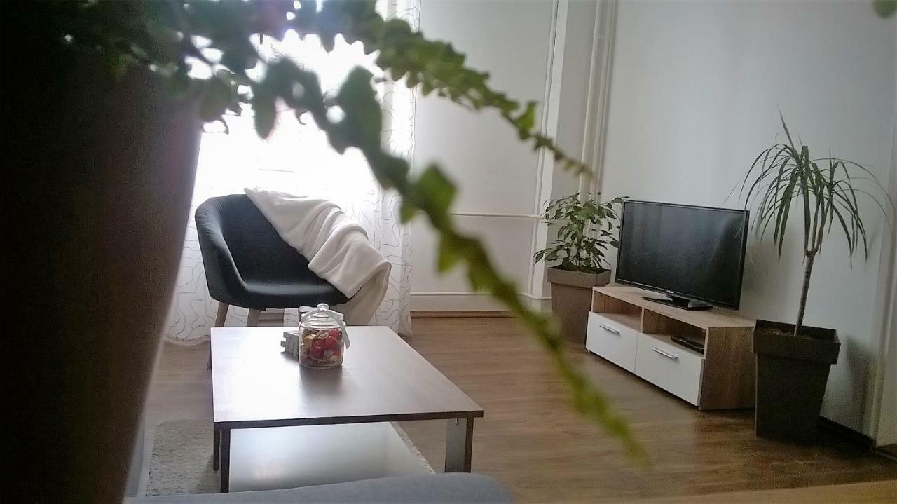Center 23 - Old Town Apartment Загреб Екстериор снимка