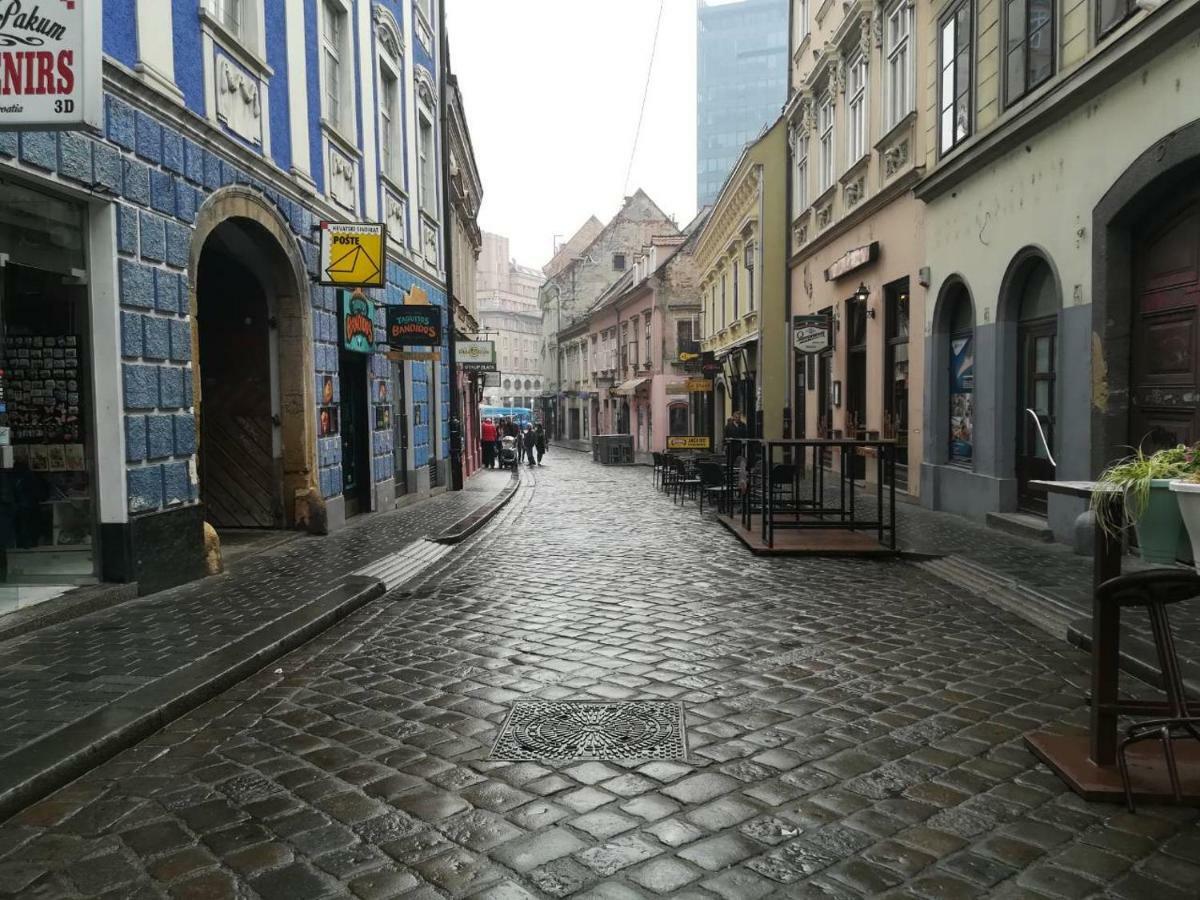 Center 23 - Old Town Apartment Загреб Екстериор снимка